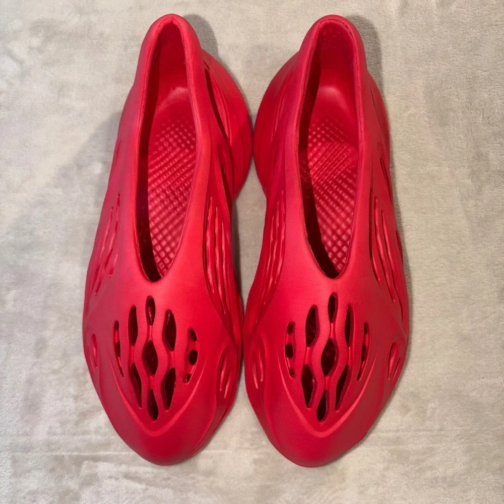 Adidas Yeezy Foam Runner Vermilion Red GW3355 Mens 7 Slip On Sneakers